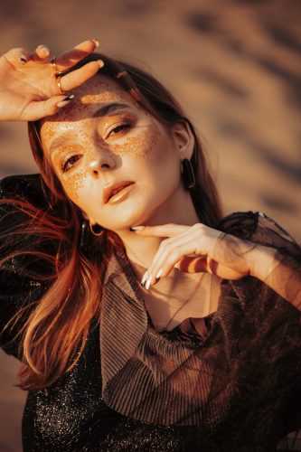 #sesjekobiece #photoshoot #portret #polishmodel #sesjazdjeciowa #photographer #sesjezdjeciowe #portraitphotography #polishgirl #sesjeplenerowe #portrait_ig #outdoorportraits #fotografslask #fotografia  #polskadziewczyna #kobiecość #sesja #photooftheday #raciborz   #sesjezdjęciowe #session #sensual #sesjeportretowe #makeup 