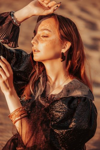 #sesjekobiece #photoshoot #portret #polishmodel #sesjazdjeciowa #photographer #sesjezdjeciowe #portraitphotography #polishgirl #sesjeplenerowe #portrait_ig #outdoorportraits #fotografslask #fotografia  #polskadziewczyna #kobiecość #sesja #photooftheday #raciborz   #sesjezdjęciowe #session #sensual #sesjeportretowe #makeup 