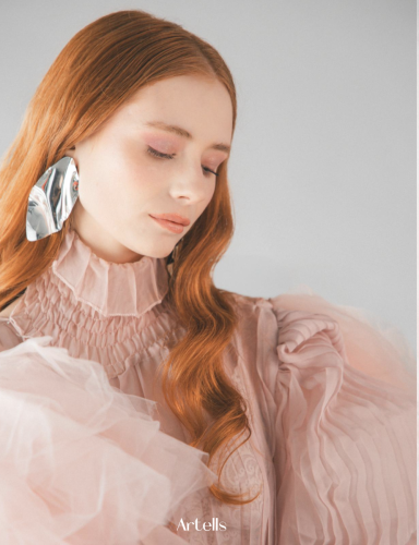 aga sadowa różowa sukienka sesja modowa w studio profesjonalne zdjęcia 